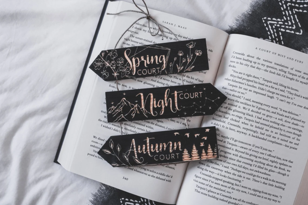 ACOMAF Wooden signs, laser engraved, Inspired by the Spring Court, Night Court, Autumn Court, Handmade; ACOTAR ACOWAR ACOFAS ACOSF gift ideas for booktok readers