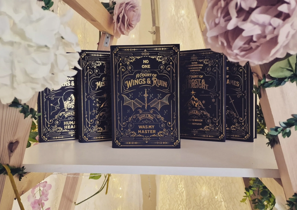 A Court of Thorns and Roses (ACOTAR) Series by Sarah J Maas hardcover set with custom dust jackets from BooksKnowNoAge